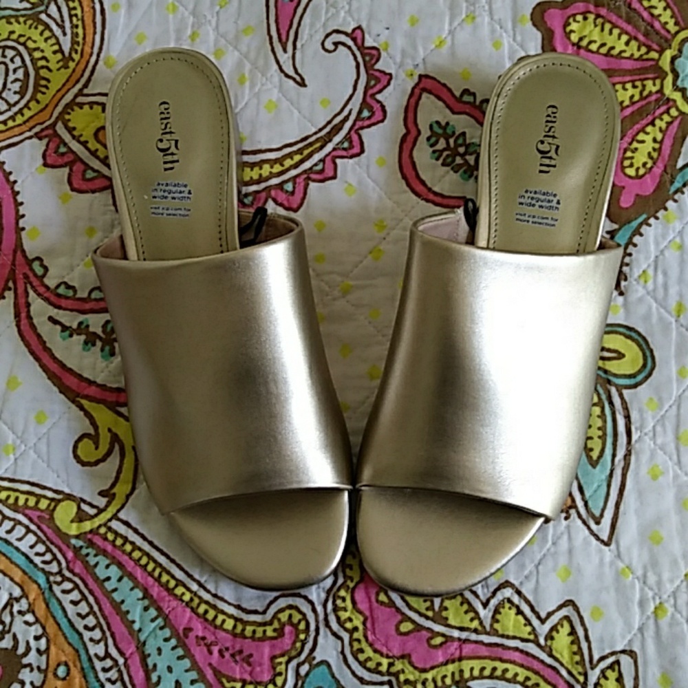 Gold Slides NWT